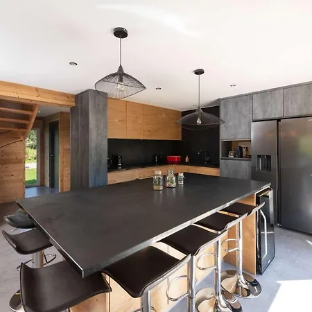 Du Bien-etre 15p. Piscine,spa, Hammam,petanque,basket