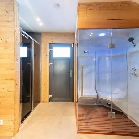 Chalet Du Bien-etre 15p. Piscine,spa, Hammam,petanque,basket *